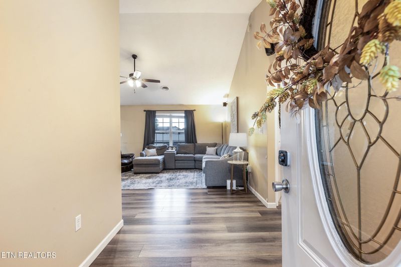 8409 Reality Ln, Corryton, TN 37721