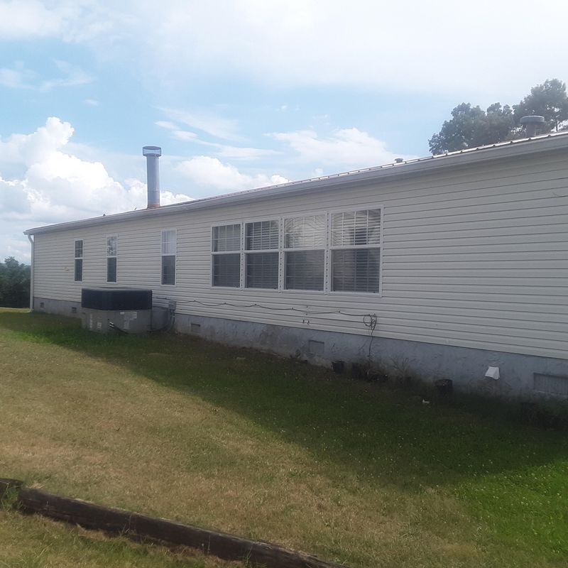 841 Howell River Rd, Rutledge, TN 37861