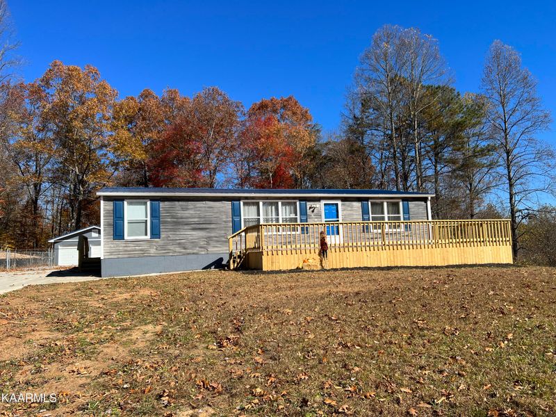 841 Knotty Pine Ln, Duff, TN 37729