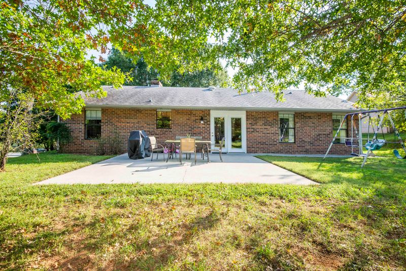 841 Spinnaker Rd, Knoxville, TN 37934