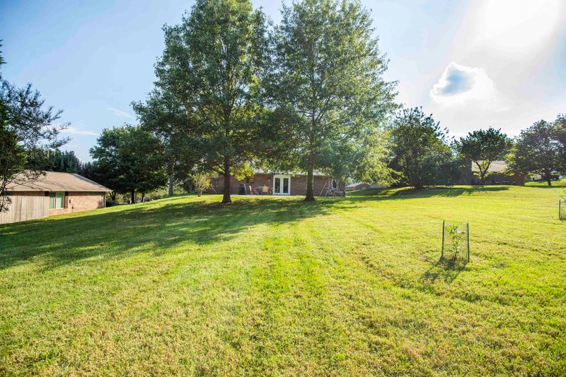 841 Spinnaker Rd, Knoxville, TN 37934