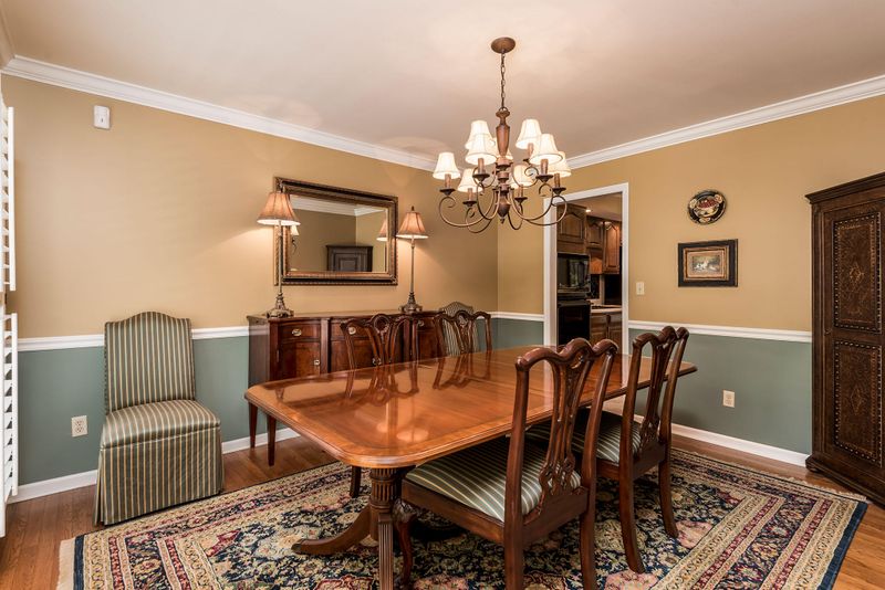 8412 Barbee Ln, Knoxville, TN 37923