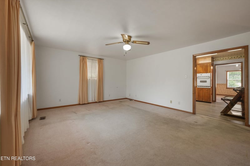 8416 Andersonville Pike, Knoxville, TN 37938