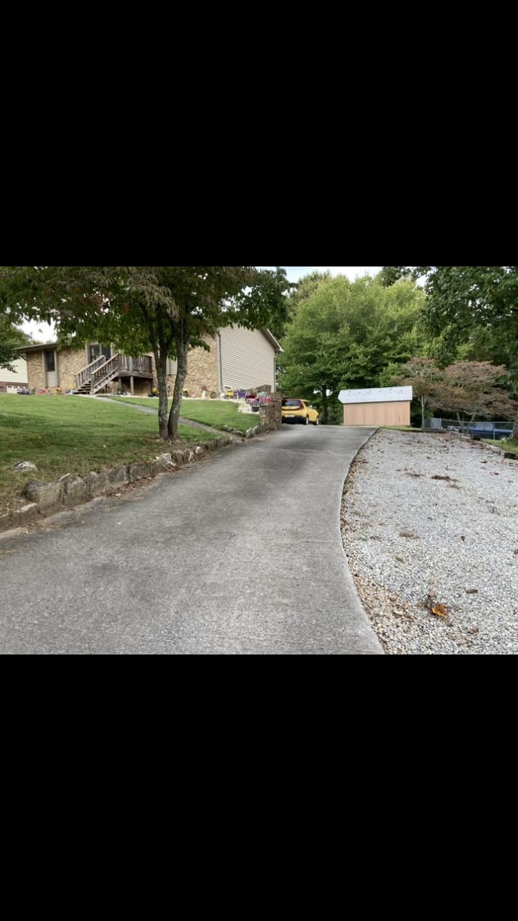 8416 Grane Lefe St, Knoxville, TN 37938