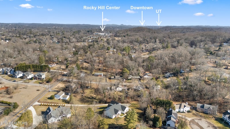 8418 S Northshore Dr, Knoxville, TN 37919