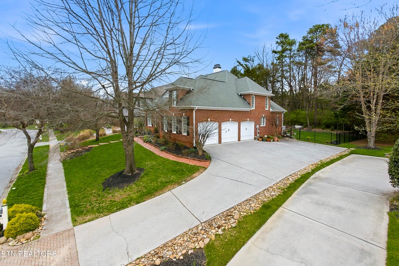 842 Prince George Parish Dr, Knoxville, TN 37934