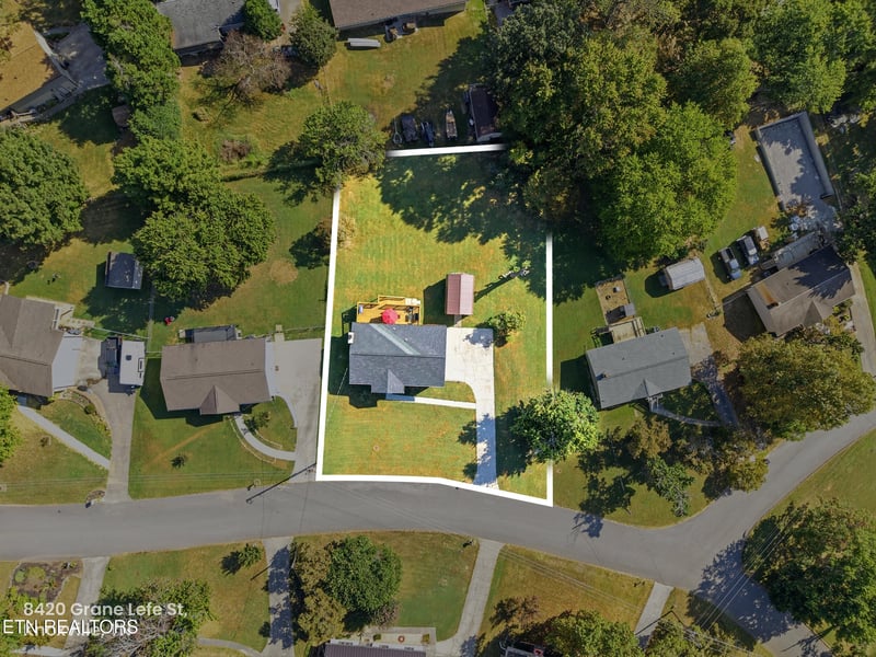 8420 Grane Lefe St, Knoxville, TN 37938