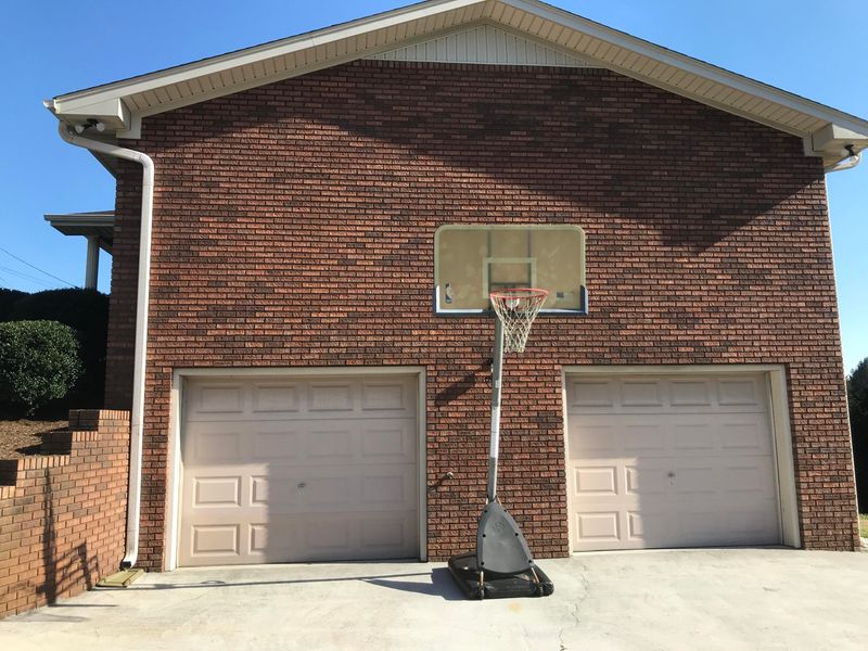 8425 Graceland Rd, Corryton, TN 37721
