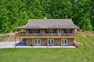 8426 Coppock Rd, Corryton, TN 37721