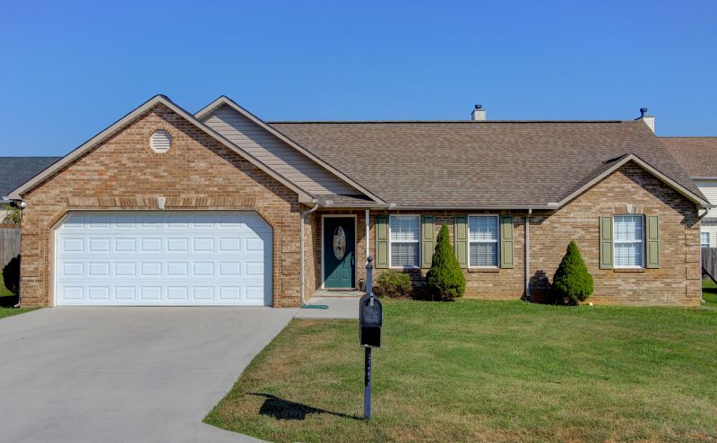 8429 Reality Ln, Corryton, TN 37721