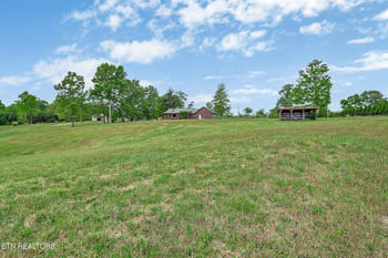 8429 S Highway 127, Crossville, TN 38572