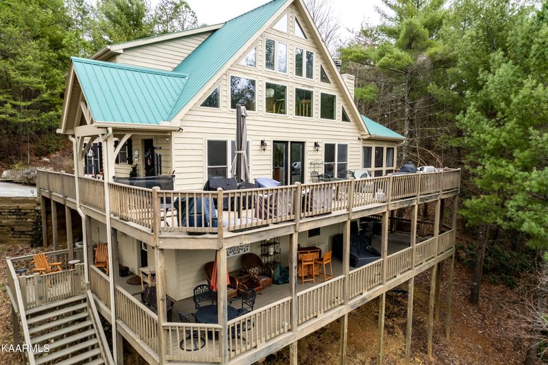 843 Stonegate Way, Townsend, TN 37882