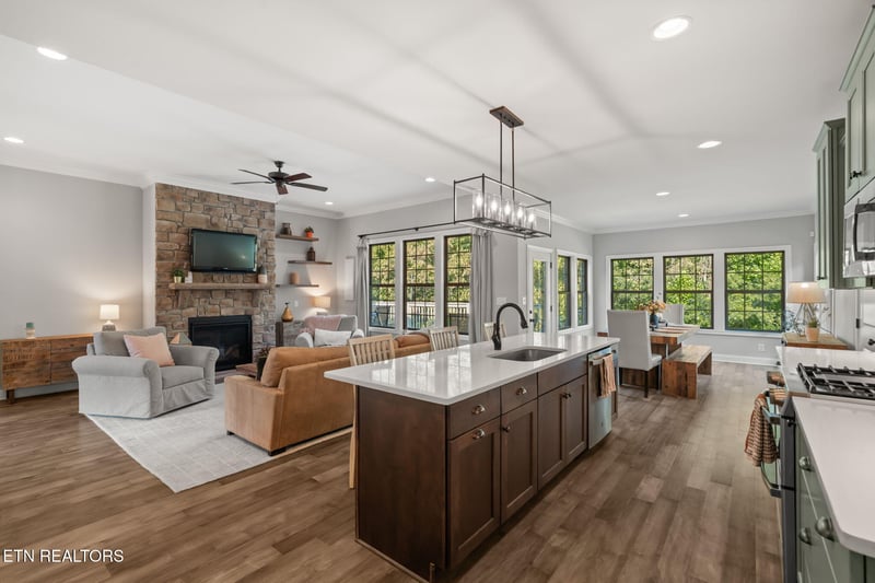843 Valley Glen Blvd, Knoxville, TN 37922