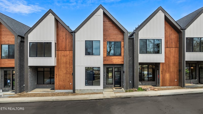 843 Vera Valley Way, Knoxville, TN 37919