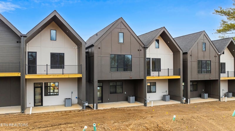 843 Vera Valley Way, Knoxville, TN 37919