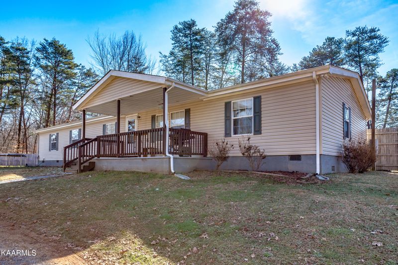 8430 Rolling Woods Way, Corryton, TN 37721
