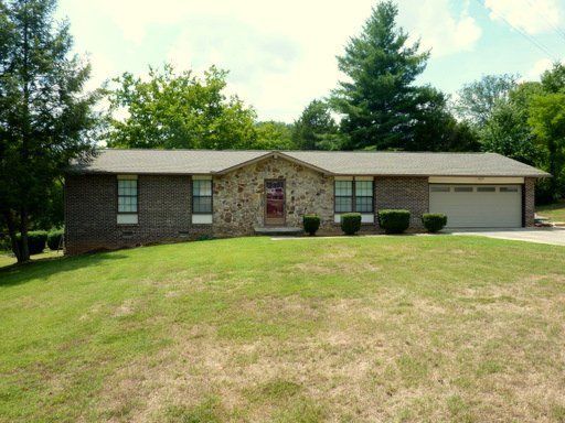 8431 Graceland Rd, Corryton, TN 37721