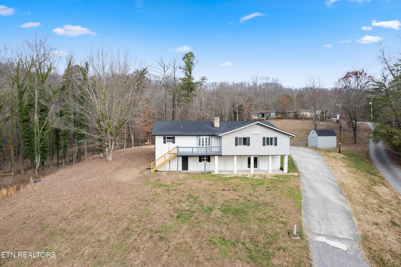 8431 Rising Sun Dr, Corryton, TN 37721