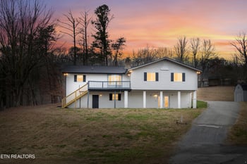 8431 Rising Sun Dr, Corryton, TN 37721