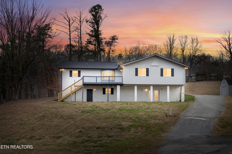 8431 Rising Sun Dr, Corryton, TN 37721
