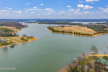 844 Collie Cove Ct, Friendsville, TN 37737