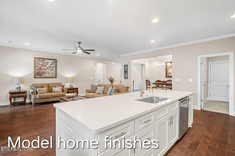 844 Levis Ridge Ln, Knoxville, TN 37918