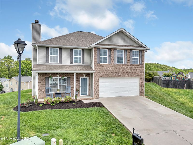 8444 Vessel Ln, Powell, TN 37849