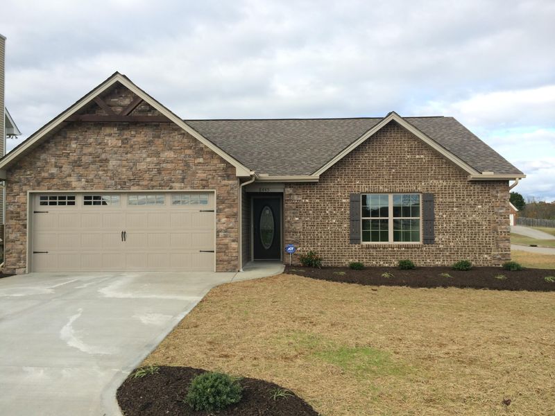8445 Reality Ln, Corryton, TN 37721