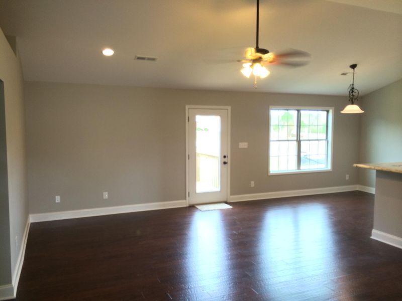 8445 Reality Ln, Corryton, TN 37721