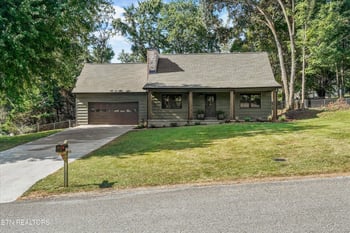 8447 San Marcos Dr, Knoxville, TN 37938