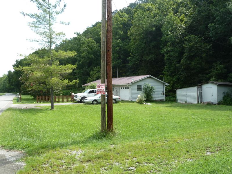 845 E Wolf Valley Rd, Heiskell, TN 37754