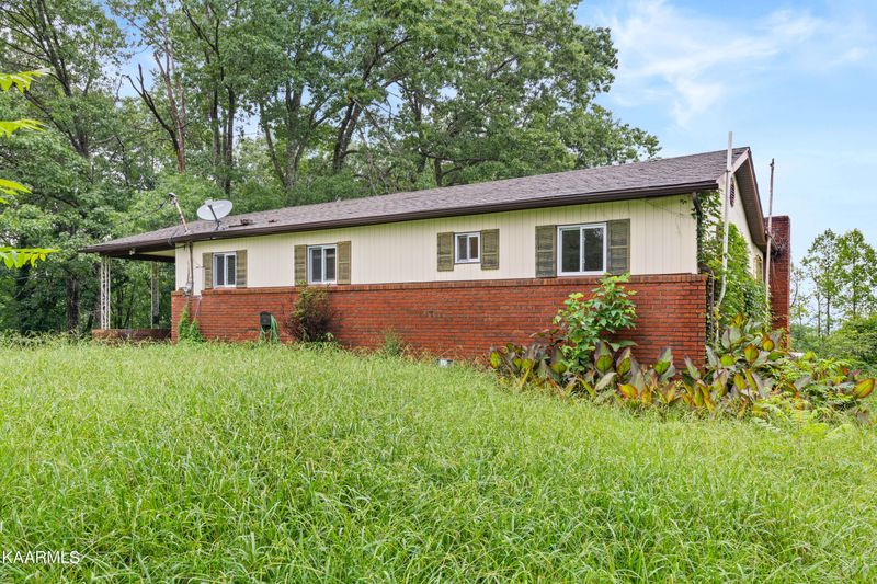 845 Mountain Rd, Caryville, TN 37714