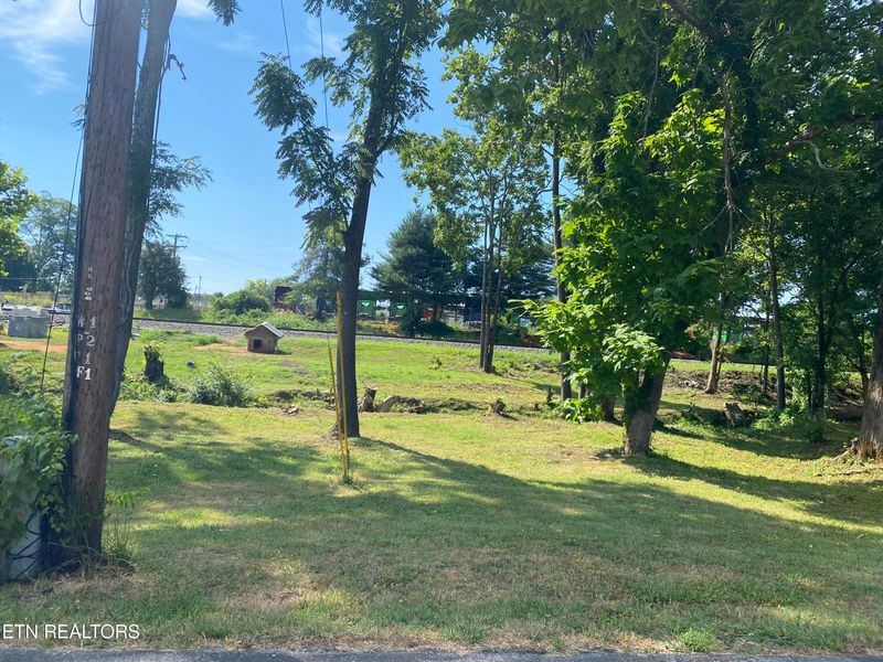 845 Witt Rd, Morristown, TN 37813