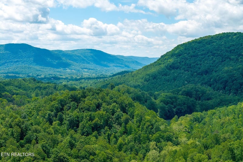 8450 Old Highway 28, Pikeville, TN 37367