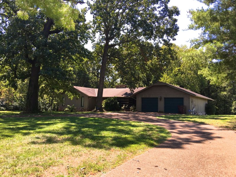 847 Bert Garner Ln, Maryville, TN 37803