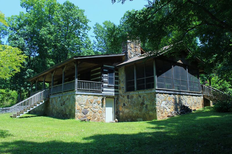 847 County House Rd, Rutledge, TN 37861