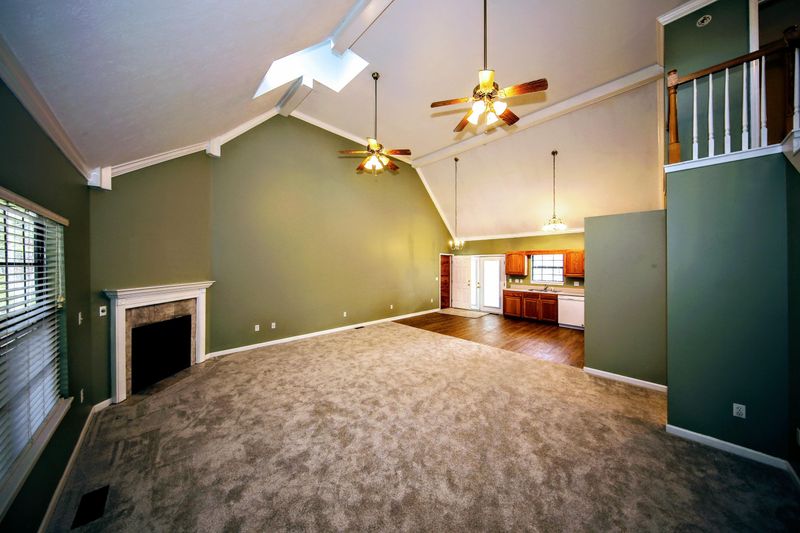 847 Lloyd Huskey Rd, Pigeon Forge, TN 37863