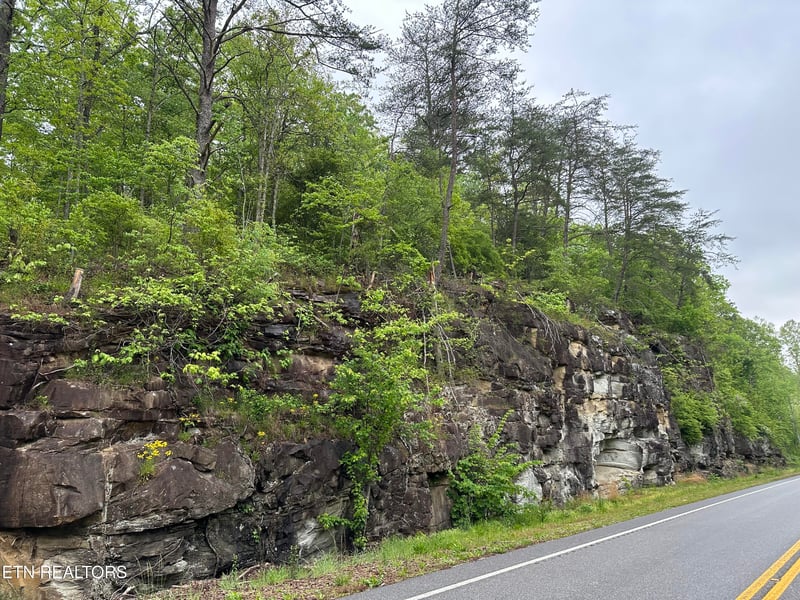 8472 Highway 25 W N, Duff, TN 37729