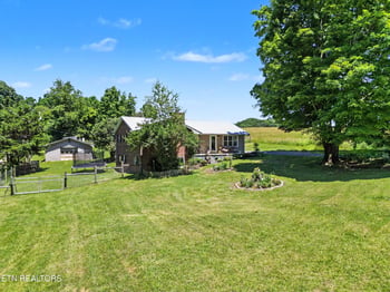 848 Lakeshore Rd, Talbott, TN 37877