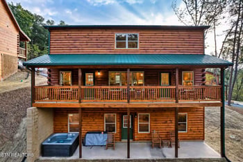 848 String Run Way, Pigeon Forge, TN 37863