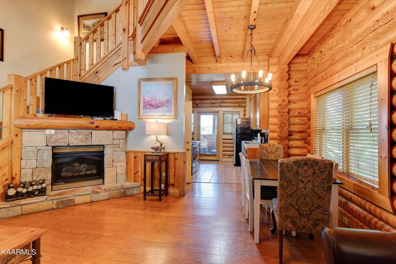 849 Golf View Blvd, Pigeon Forge, TN 37863