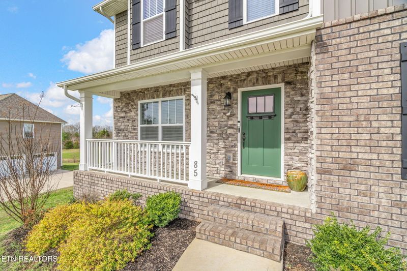 85 E Elderberry St, Oak Ridge, TN 37830