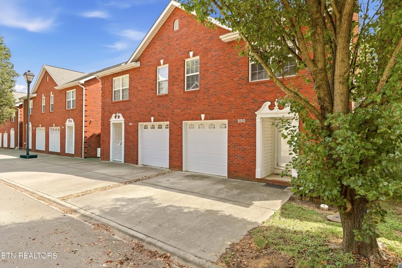 850 Blue Spruce Way #17, Knoxville, TN 37912