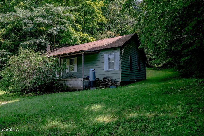 850 Glades Rd, Gatlinburg, TN 37738