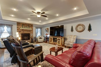 850 Majestic Mountains Blvd, Walland, TN 37886