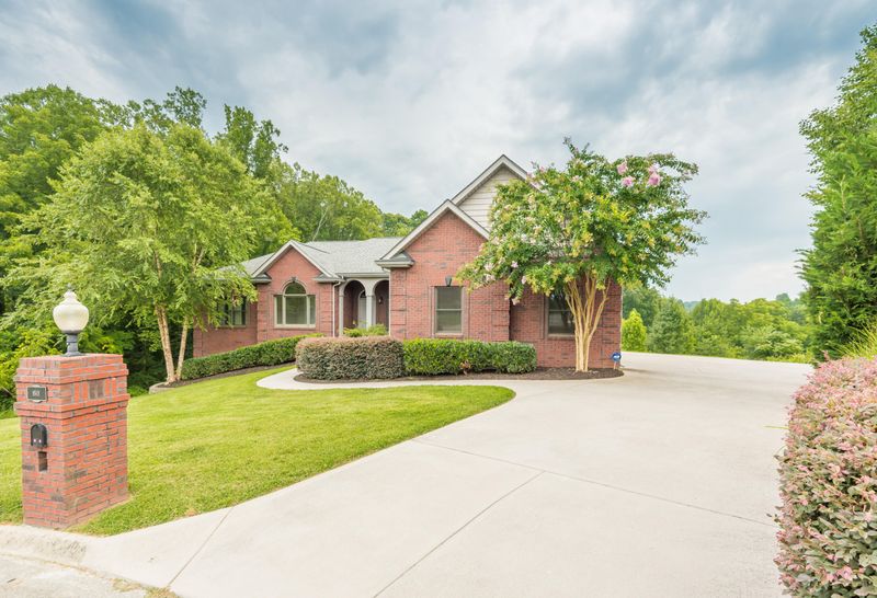 8501 Cloudbreak Ln, Knoxville, TN 37938