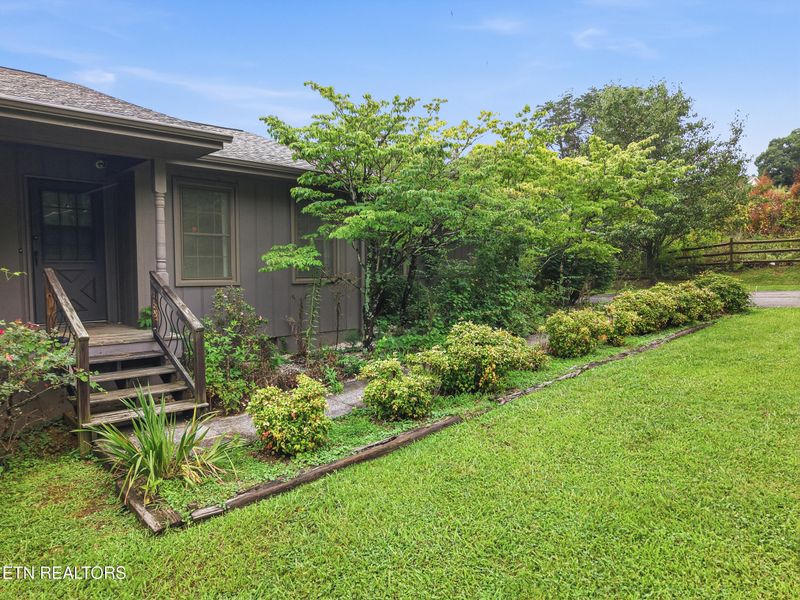 8501 Nubbin Ridge Rd, Knoxville, TN 37923