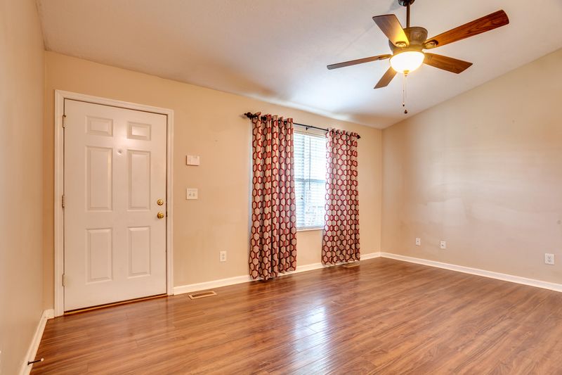 8501 Tailwind Ln, Knoxville, TN 37924