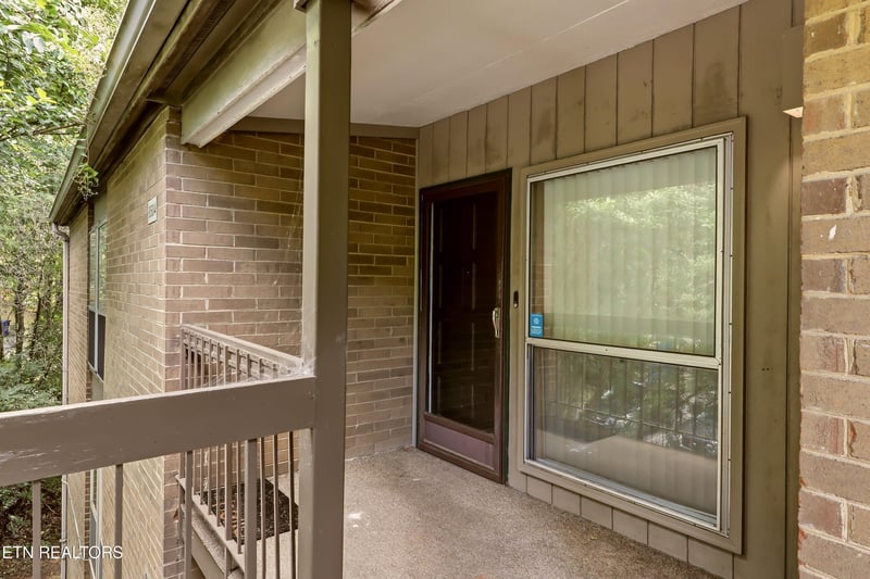 8504 Madrid Ct #87, Knoxville, TN 37923