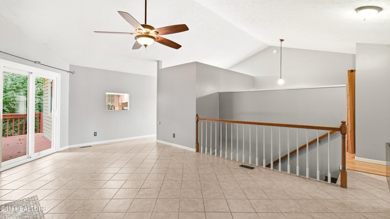 8504 Old Towne Ct, Knoxville, TN 37923